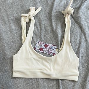 NWT Toluca swim top